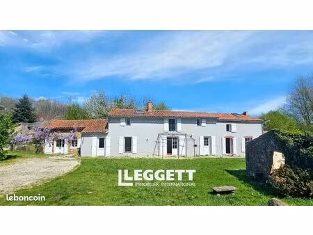 maison 7 pièces 203 m²