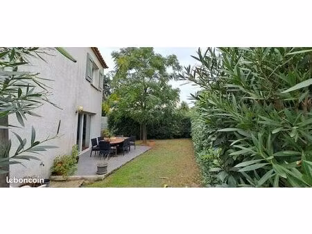 location villa 95 m²