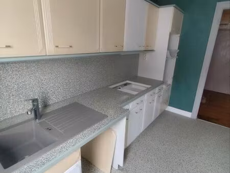 a louer f4 1er etage