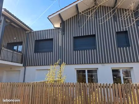 maison duplex t4 de 83.78m2 location meublee