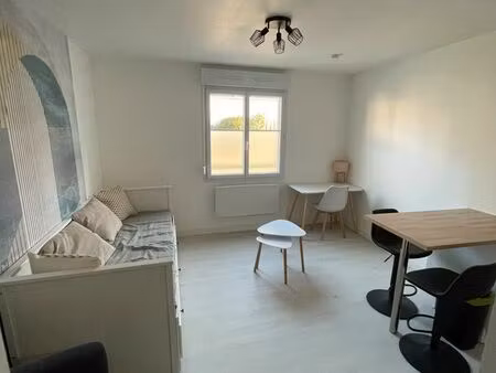 location studio 20m² rénové et meublé à neuf