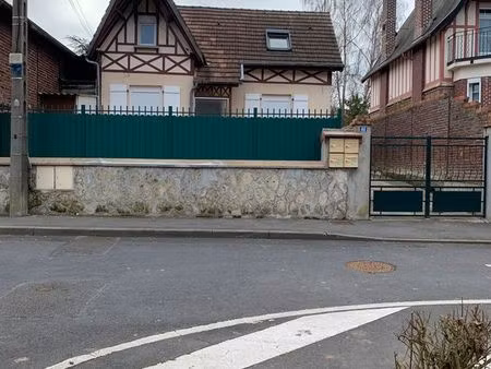 location f2 à noyon