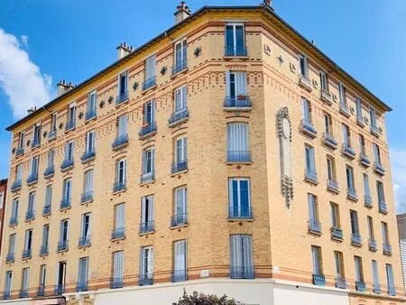 à vendre – appartement 2 pièces de 32 m² – centre-ville de saint-ouen