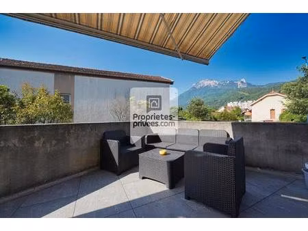 seyssinet pariset t3 de 68m2 + garage  parkings & cave