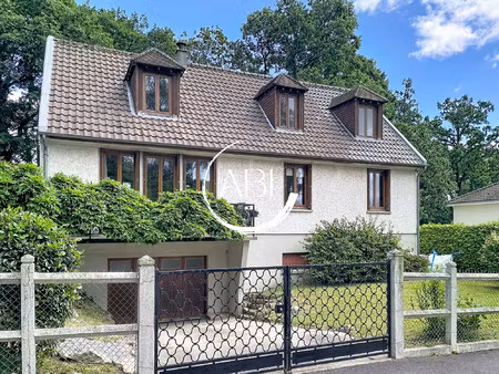 maison familiale 126 m² — 4 chambres  jardin paysager  sous-s