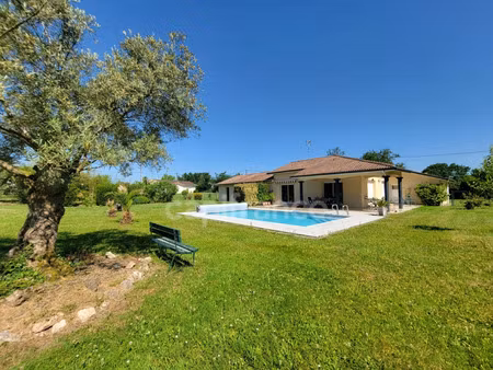 maison à vendre montsoue 4 pièce(s) 138m2 337 920€