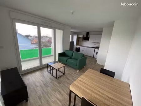 t2 meublé - 40 m2 - balcon - parking