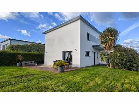 vente maison à concarneau (29900) : à vendre / 128m² concarneau