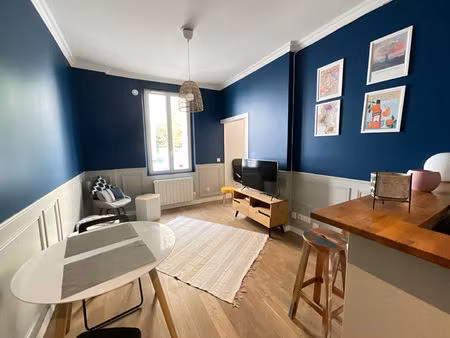 clichy * exclusivité 'coup de coeur' idéal1ère acquisition * déco soignée *