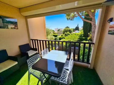 appartement t2 sanary- proche port a pied