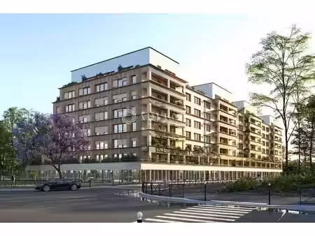 location commerce champs-sur-marne 77420 601m²