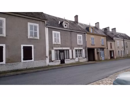 vente maison 8 pièces 162 m² à thevet-saint-julien (36400)  15 000 €