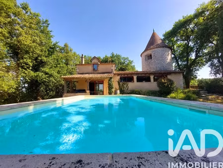 maison de campagne à vélines (24230)