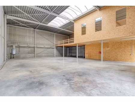 commercieel te huur in zevekote