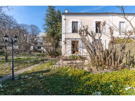 charmante maison avec terrain de 826 m2