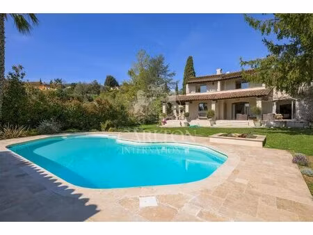 grasse - villa de charme avec 4 chambres et piscine