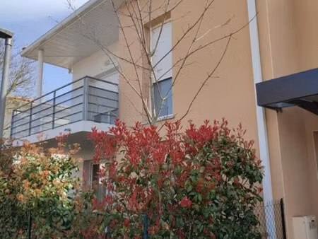location appartement 2 pièces 42m² villeneuve tolosane 31270