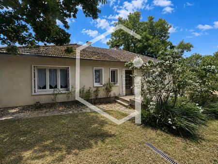 vente maison 4 pièces 90 m² à léré (18240)  147 000 €