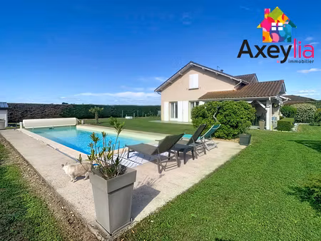 a vendre- pouilly les nonains- maison 4 chambres sur terrain avec piscine