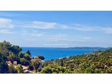 vue mer sur le golfe de saint tropez provencale de charme renovee avec piscine garage et..