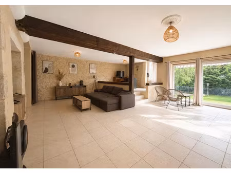 vente maison 7 pièces 280 m² à chârost (18290)  153 000 €