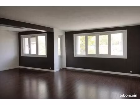 brétigny-sur-orge – résidence bellevue – appartement (t3) 3 pièces de 57 m² avec balcon