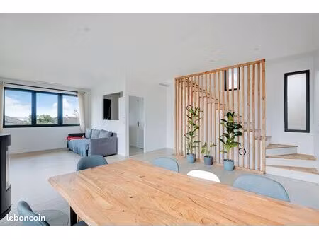maison récente 149 m² avec appartement f2 indépendant
