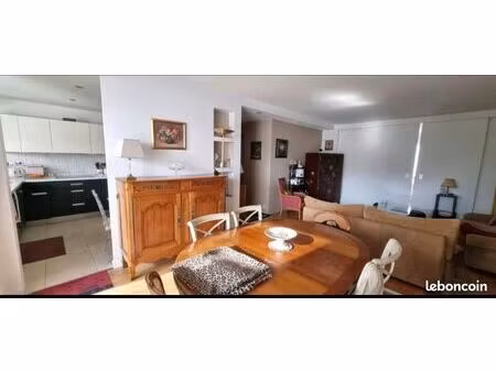 grand 2 pièces design de 60 m2 - terrasse 9 m2 + cave + parking - st maur créteil