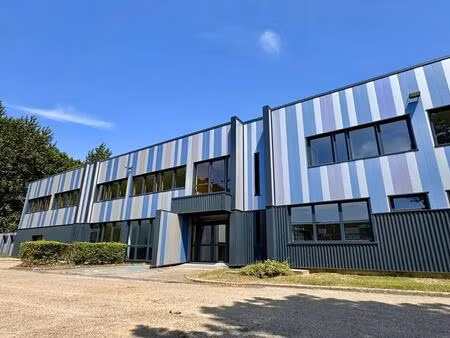 location bureaux 195 m²