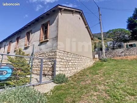 maison 6 pièces 63 m²