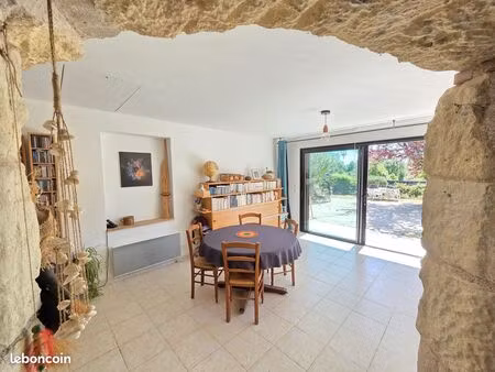 ? à vendre – maison semi-troglodytique plein sud – cinq mars la pile