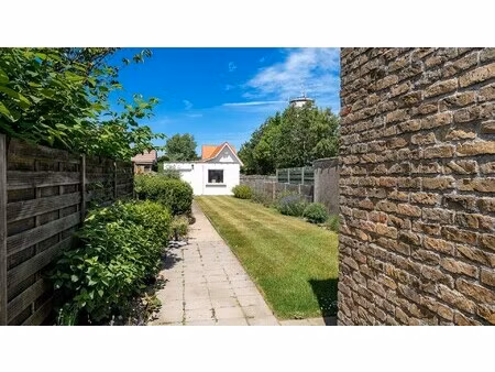 woning met mooie tuin en garage te knokke-duinbergen