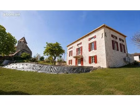 maison 6 pièces 155 m2 avec comble aménageable