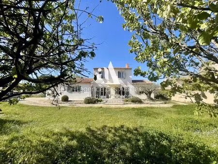 maison de luxe à vendre à saint-rémy-de-provence : 877 000 €