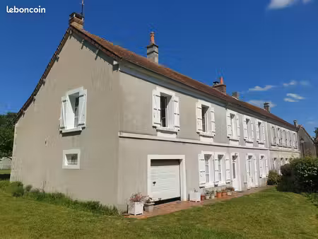 belle maison de village à vendre en puisaye-forterre (89) 10 pièces 212m²  jardin arboré 2