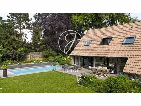 maison de luxe à vendre à villeneuve-d'ascq : 945 000 € | 220m²