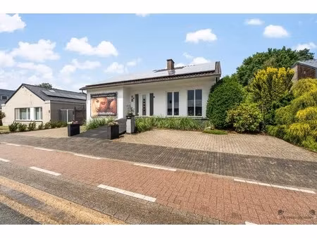 ruime en energiezuinige woning met 6 slaapkamers  kangoeroe wonen of vrij beroep mogelijkh