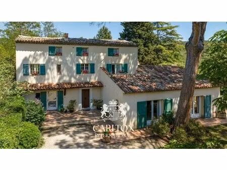 maison de luxe à vendre à grasse : 1 490 000 € | 279m²