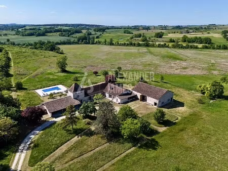 bien atypique eymet - 5 chambres - 253m²