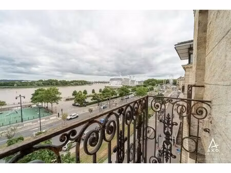 maison de luxe à vendre à bordeaux : 1 225 000 €