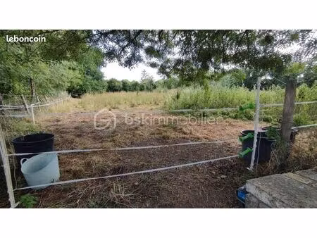 terrain 1 858 m² thorigne
