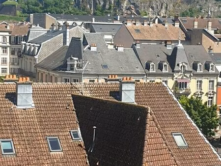 loue chambre de service meublée