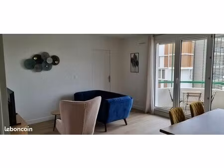 appartement 1 pièce 90m²