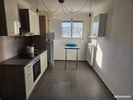 appartement meublé et rénové au centre ville