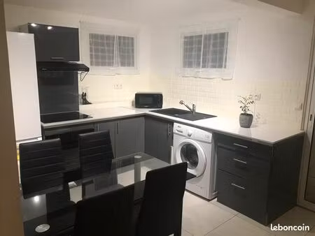 à louer – bas de villa / loft meublé de 60 m² – le moule