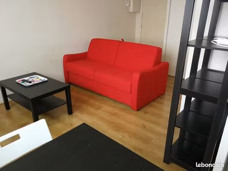 talence : studio meublé à louer