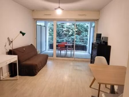 studio location étudiant 555 cc