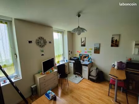 studio meublé
