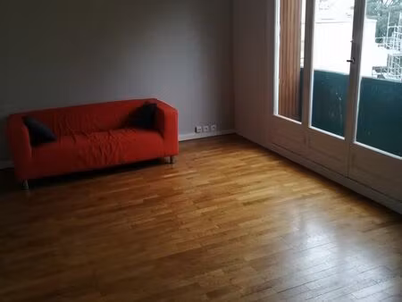 f3 de 54 m2 dans residence calme et verdoyante
