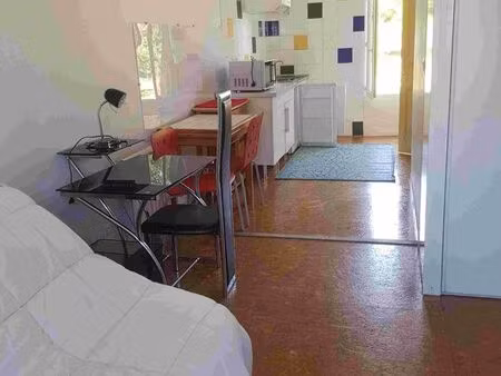 studio meuble saintes rive gauche proche centre ville bail etudiant